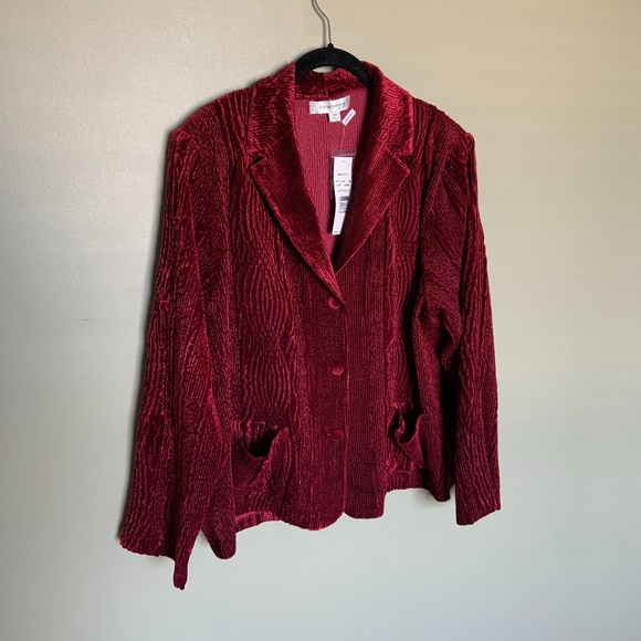 Harve Benard Sweaters - Harve Benard red velvet button down cardigan 18W